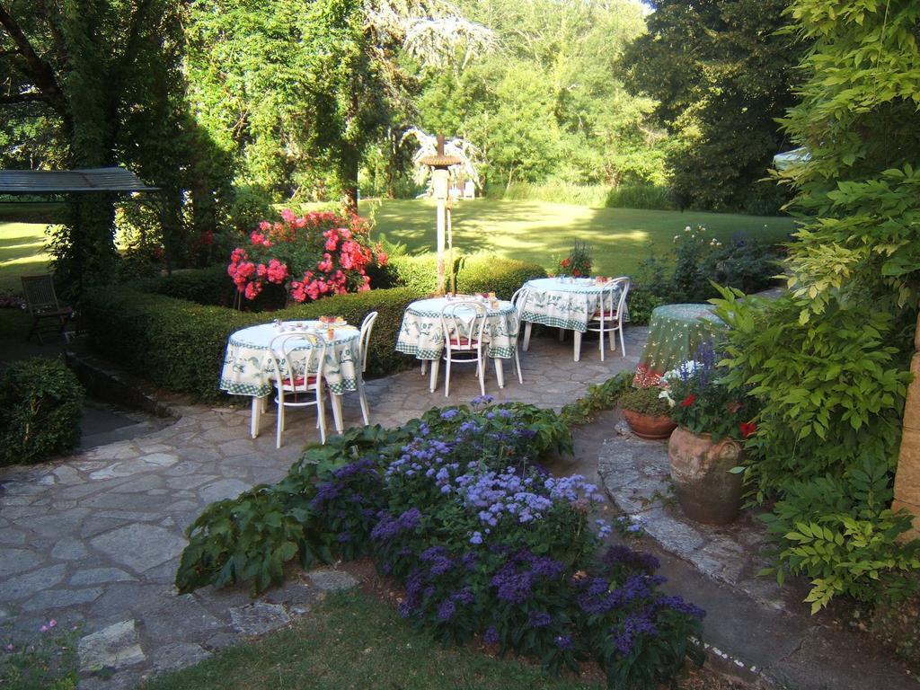 Bed&Breakfast Le Moulin Neuf Saint-Alvère Exterior foto